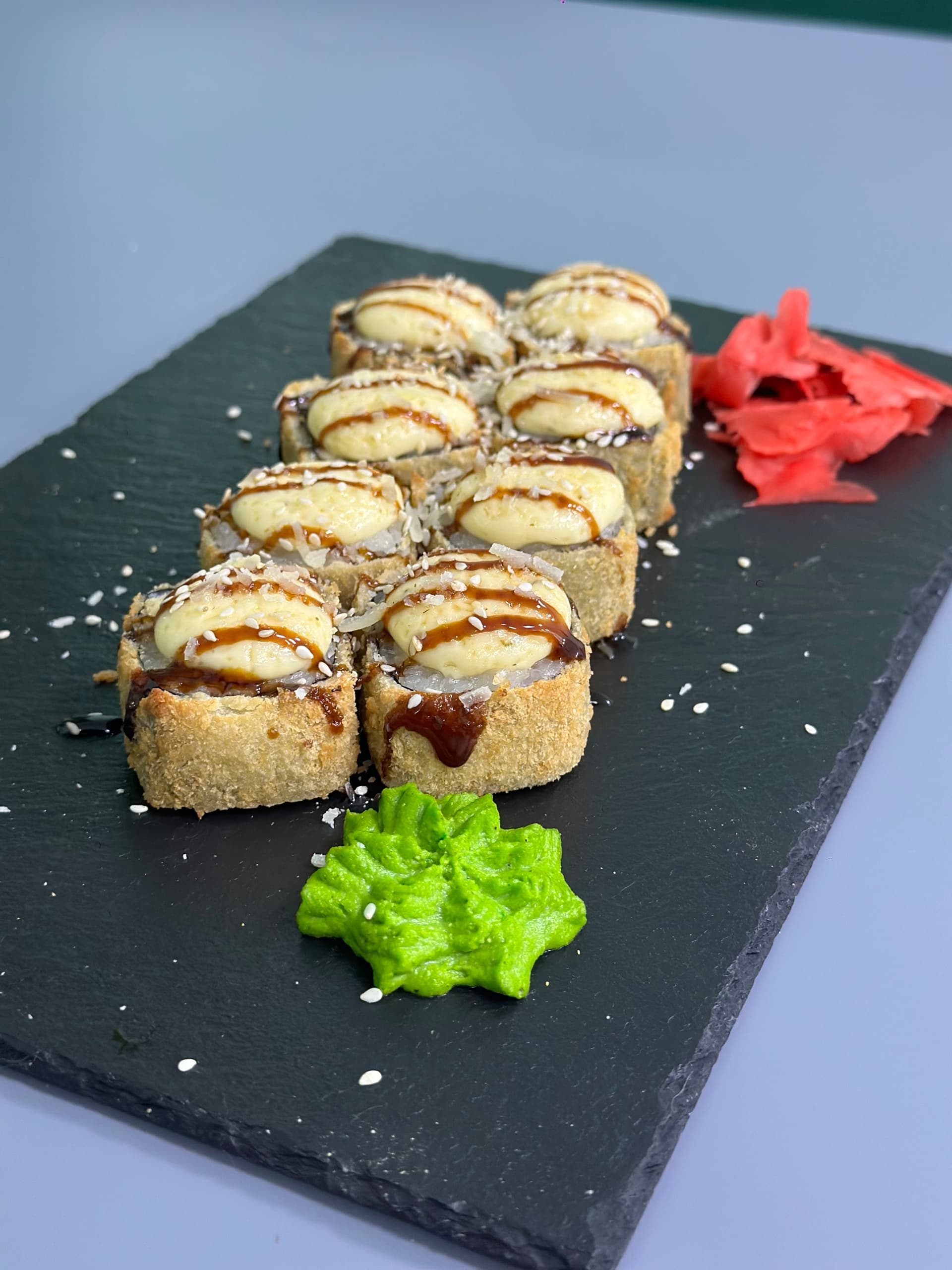 Ролл «Цезарь запечённый»